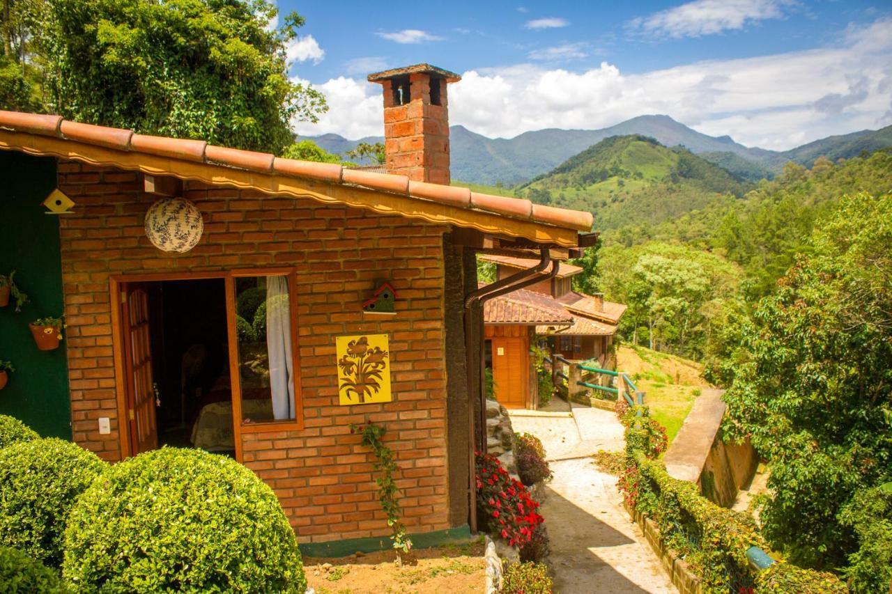 Chales Lirio Dos Vales Visconde De Maua Exterior foto